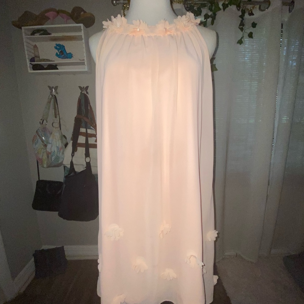 Junior’s Peach flower appliqué dress